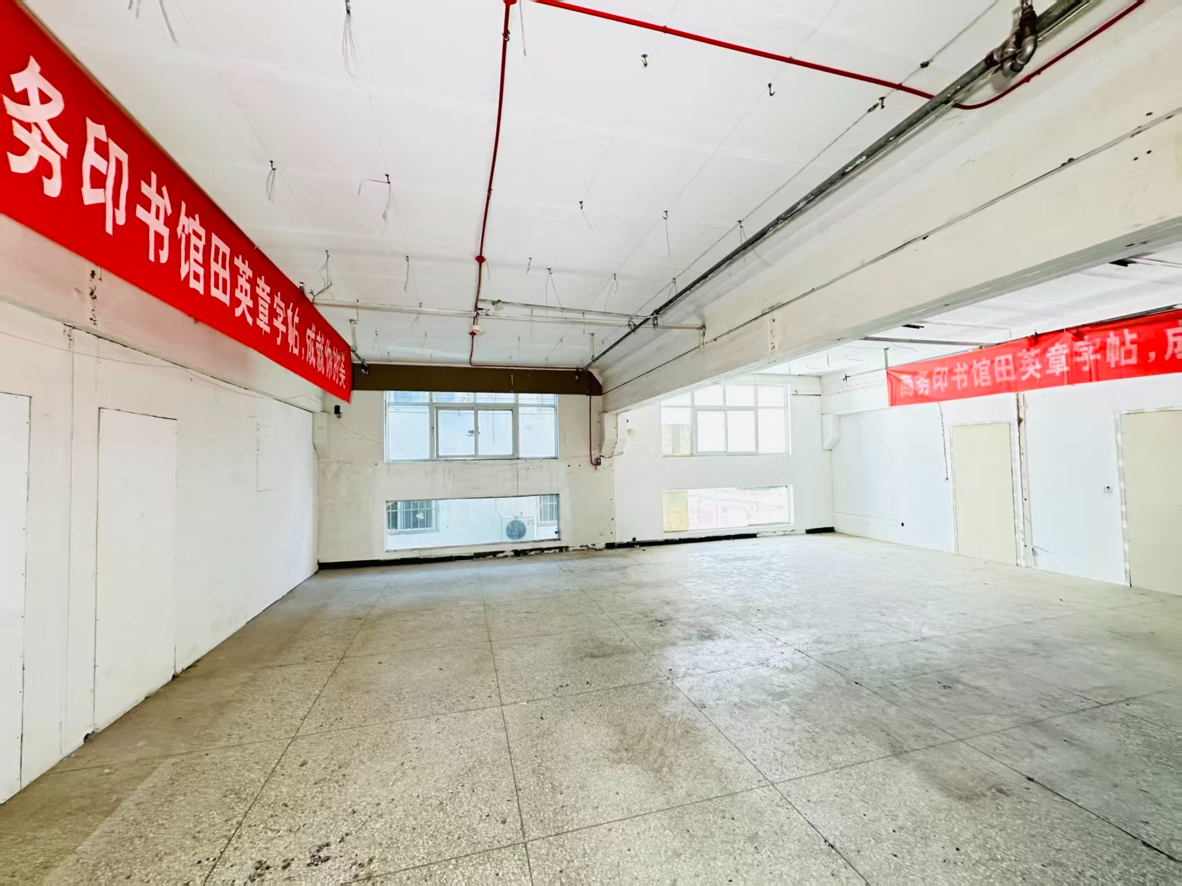 南沟上街建议再强化“人工智能算力中心、AI应用孵化、数字经济示范园”等产业概念，会更符合产业园招商语言_COPY